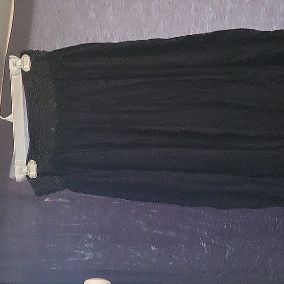 cw classics Dresses & Skirts - 🌞Cw classics skirt